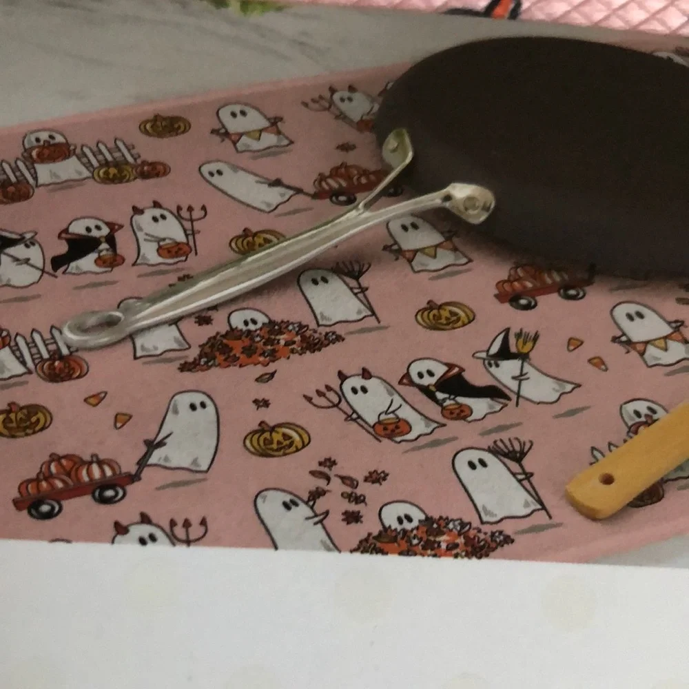 Isaac Mizrahi Pink Ghost Dish Drying Mats